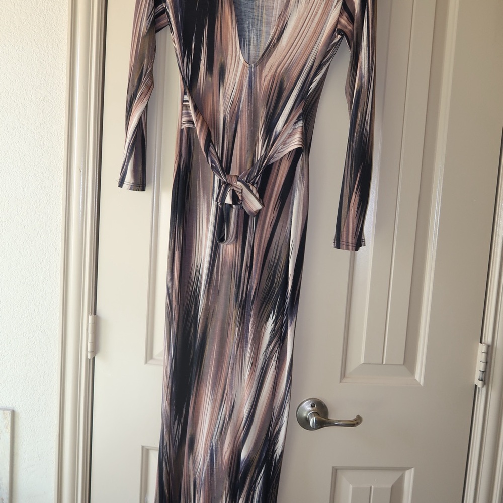 Fashion Nova Neutral Brushstroke Maxi Dress — Beige, Black, Cream